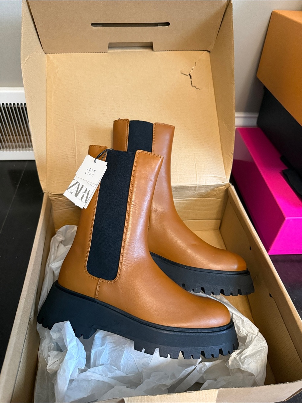 Zara Brown Chelsea Boot Box Label with Brown Accent brand new in box women 7.5